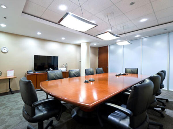 NobleProg Training Place, City  Kansas City, MO - Regus – Two Pershing Square (Crown Center)